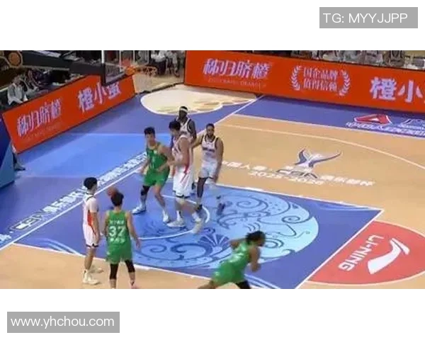 广州与辽宁篮球赛激战正酣球迷热情高涨期待精彩对决